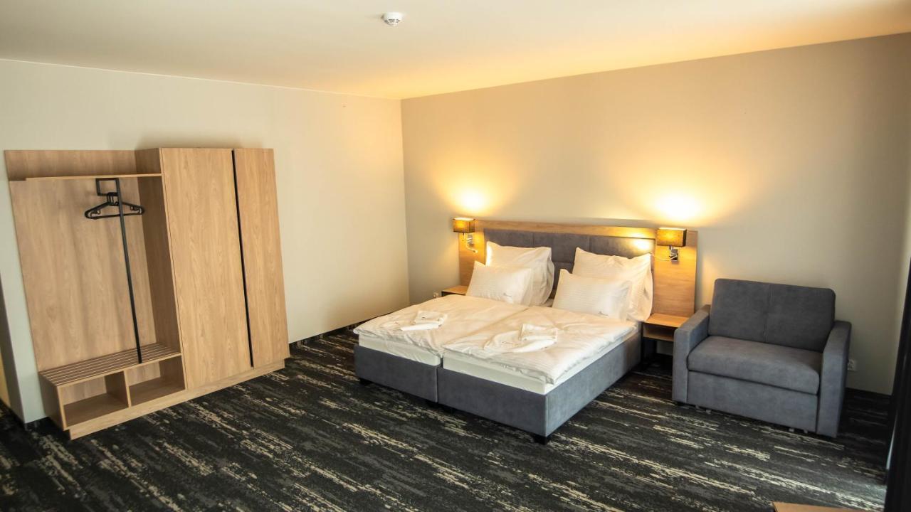 Nowe Millenium Aparthotel Swinoujscie Bagian luar foto